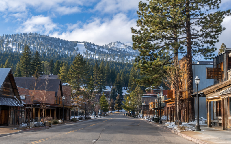 Truckee Ca 96161 Usa: Location, Zip Code, Weather & Visitor Guide